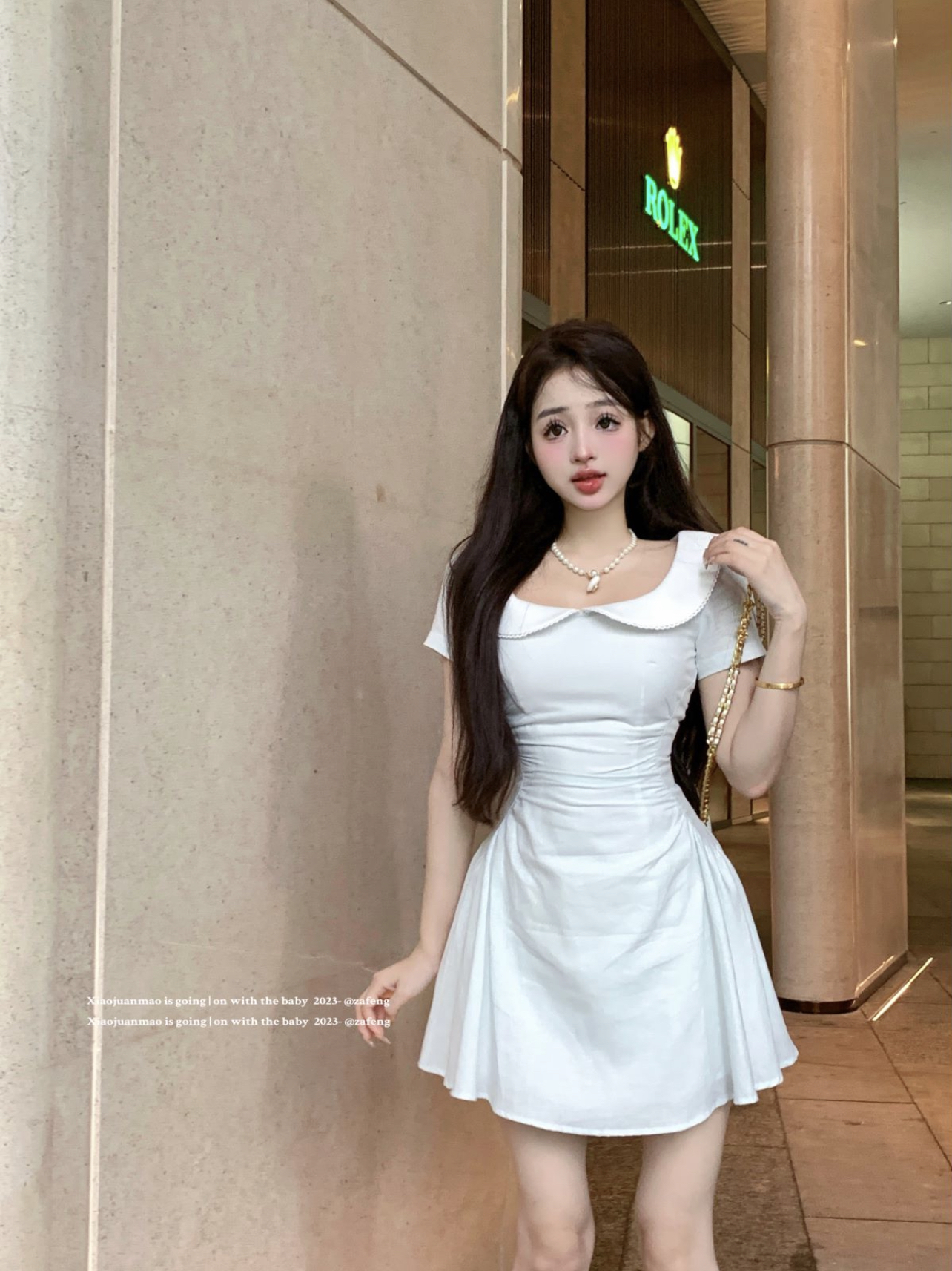 Actual shot of the new puff-sleeved doll collar, round neck, sweet A-line waist, slimming solid color short dress
