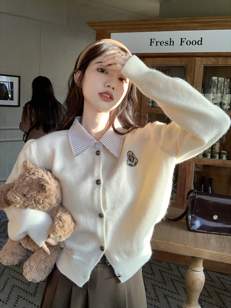 Already shipped fake two-piece sweater autumn new French gentle style short loose chic long-sleeved sweater cardigan
