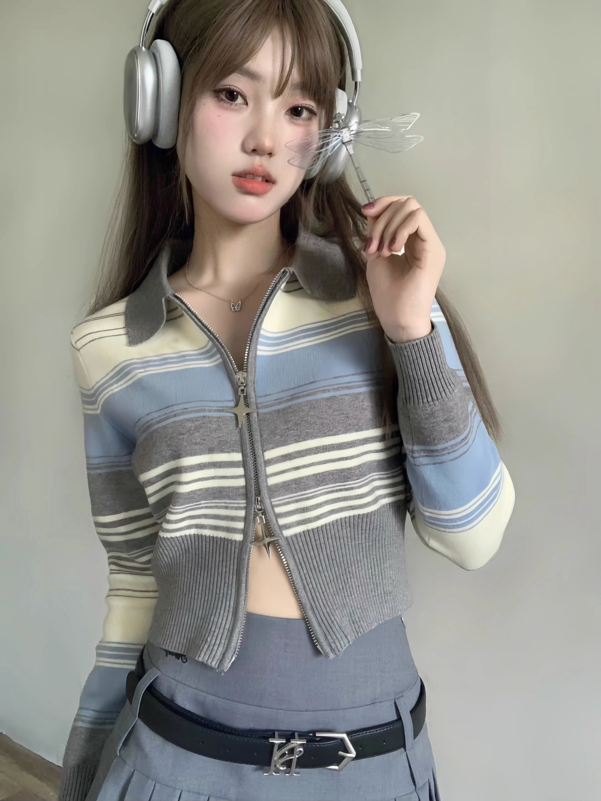 Already shipped sweater jacket women's design striped polo collar double zipper top niche short knitted cardigan