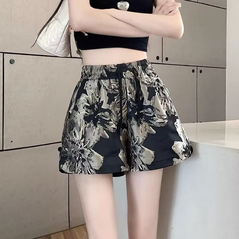 歐貨夏季新款冰絲短褲2024女鬆緊腰寬鬆百搭顯瘦幾何A字闊腿褲