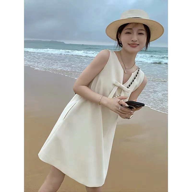 無袖吊帶背心裙女夏季2024年新款法式氣質仙女裙赫本風短袖連衣裙