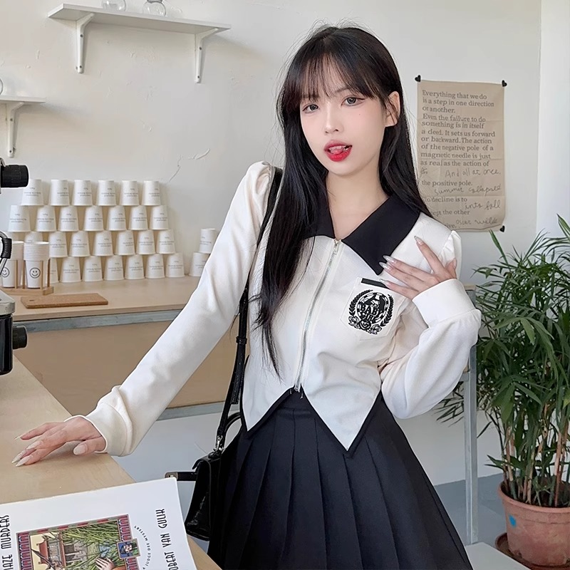 已出貨 大碼學院風Polo領長袖T恤女新款胖MM短款顯瘦不規則上衣