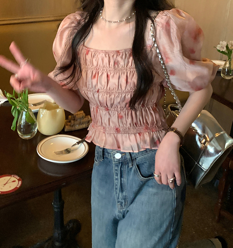 方領甜美粉色泡泡袖襯衫女裝夏季小眾法式別致獨特短款上衣