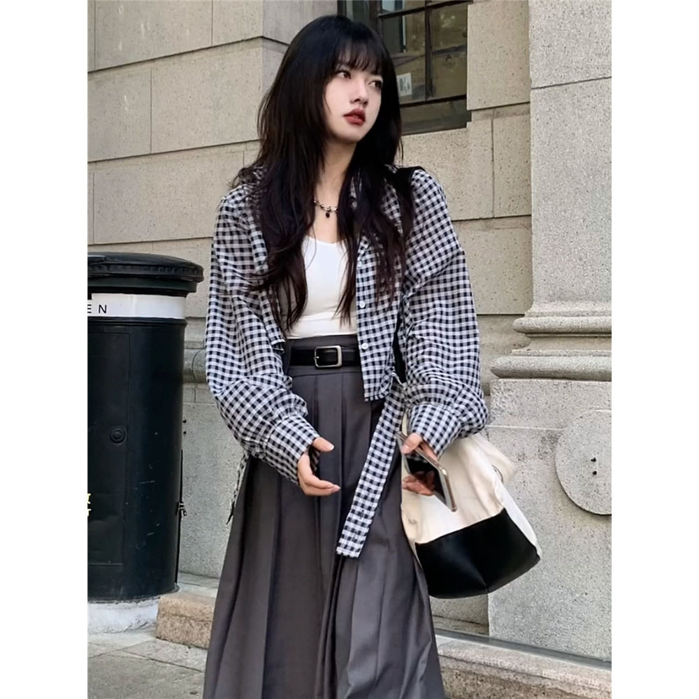 小個子學院風短款格子襯衫女春裝新款設計感小眾寬鬆百搭襯衣外套