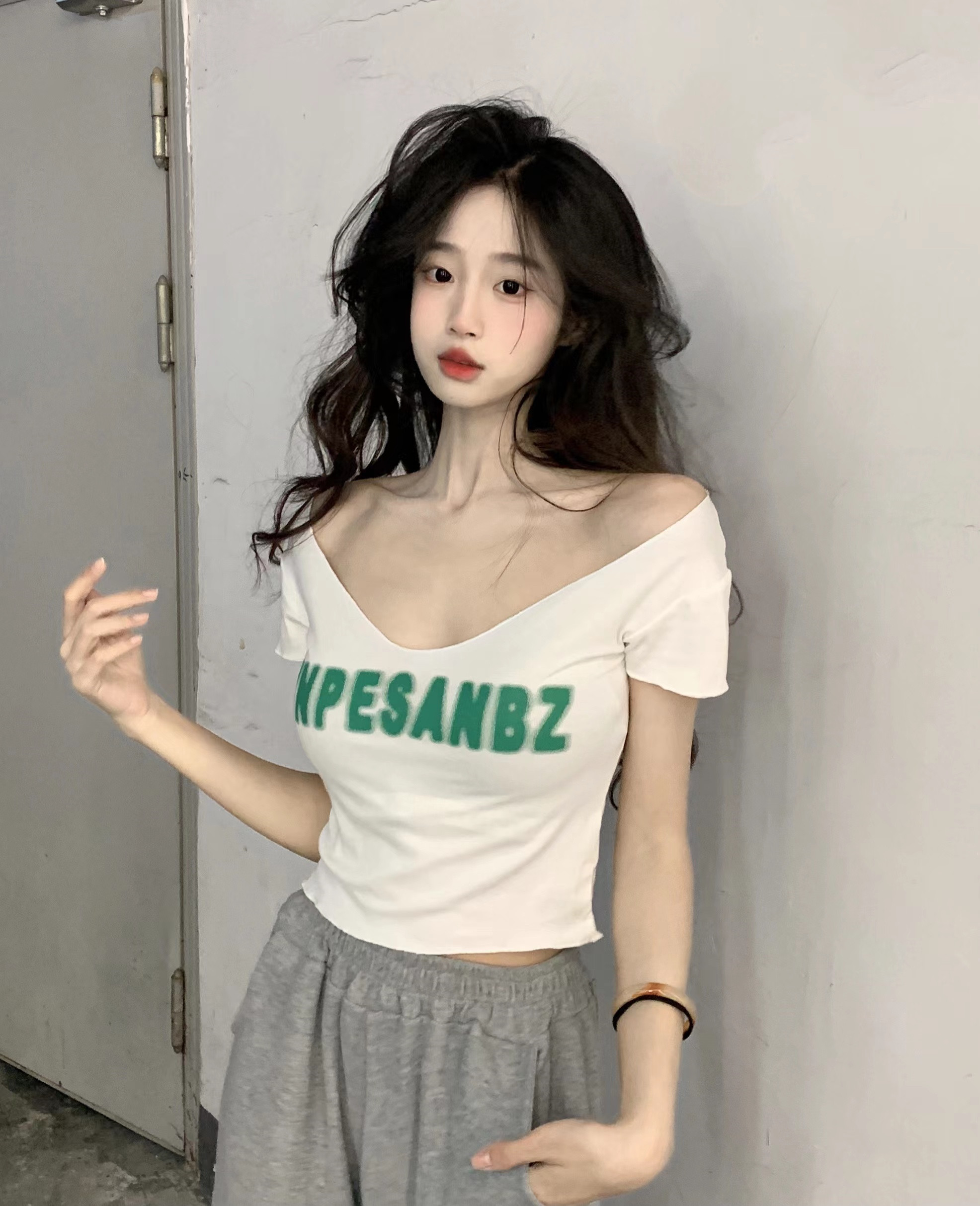 實拍~自製~2024夏季純欲風辣妹短款T恤顯瘦修身上衣女裝ins潮