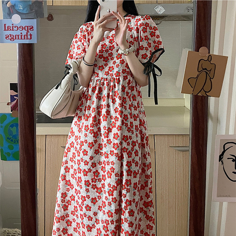 2024新款學生裙寬鬆碎花連衣裙大碼女裝連衣裙寬鬆遮肉減齡裙子