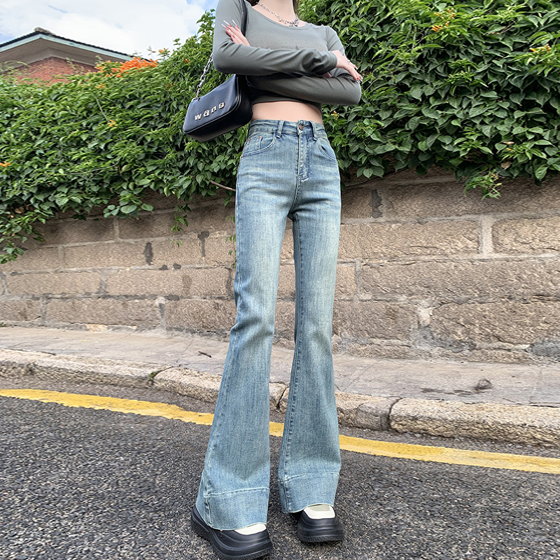 實拍復古藍色微喇叭牛仔褲女2024年新款高腰顯瘦設計感辣妹喇叭褲
