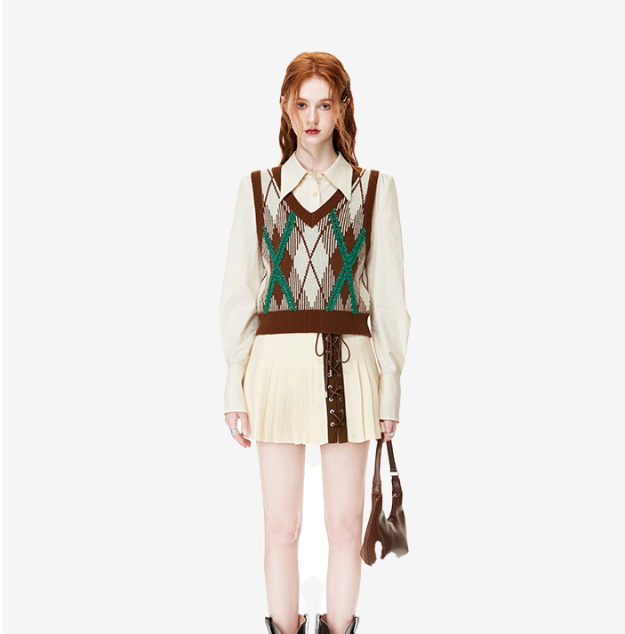 French retro diamond plaid v-neck knitted vest sweater vest for women spring waistcoat stacked vest short top
