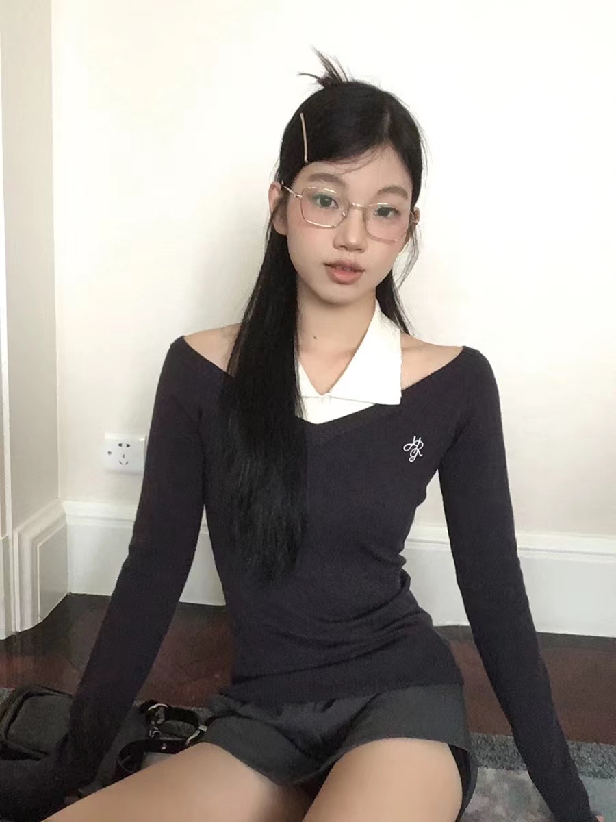 紅人館毛衣女2024年新款春季洋氣時尚超好看打底衫設計感上衣