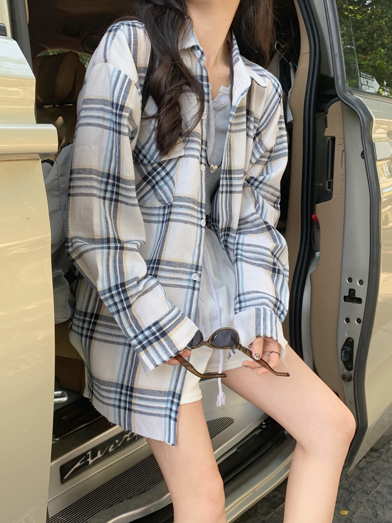 2024春季百搭新款格子襯衫女設計感小眾流蘇下擺襯衣外套長袖上衣