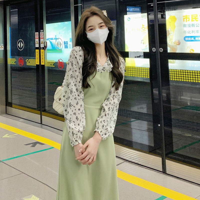 時尚高端碎花連衣裙女春季新款法式設計感小眾拼接假兩件溫柔長裙