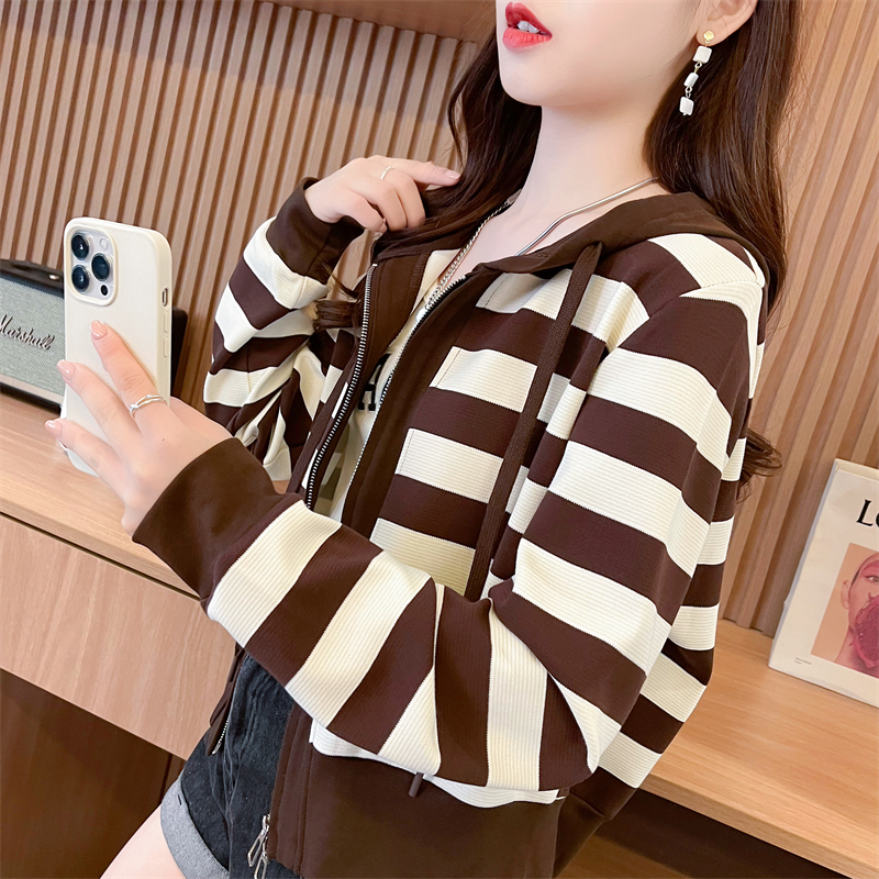 Real shot 2024 spring new Korean style 320g loose hooded striped large size thin jacket for women