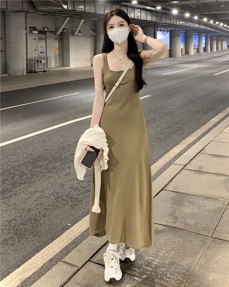 無袖黑色吊帶連衣裙女夏季露背方領針織背帶中長款裙休閒a字裙子