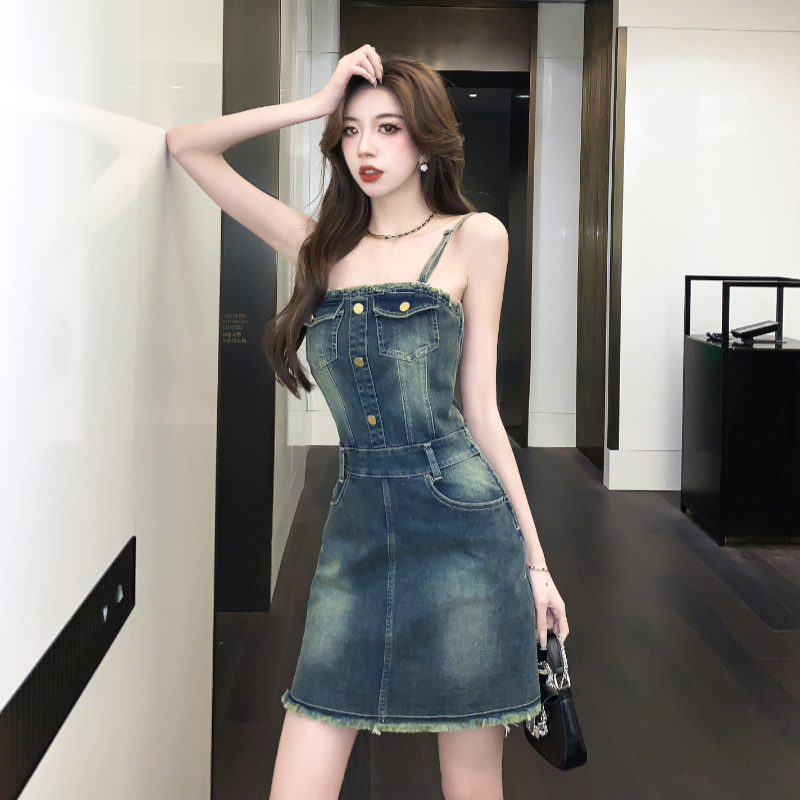 實拍辣妹設計感收腰抹胸毛邊牛仔連衣裙女氣質復古性感包臀裙