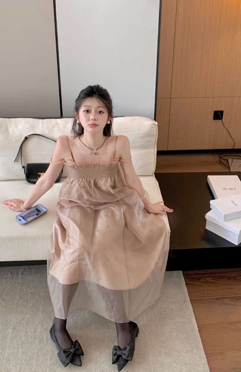 Real shot of fairy nude color suspender gauze dress with exquisite design and high waist sleeveless dress