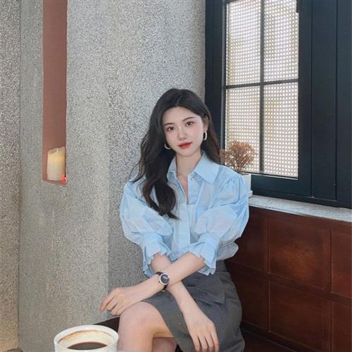 甜美法式泡泡袖藍色襯衫女夏薄款正肩上衣高級設計感小眾短袖襯衣
