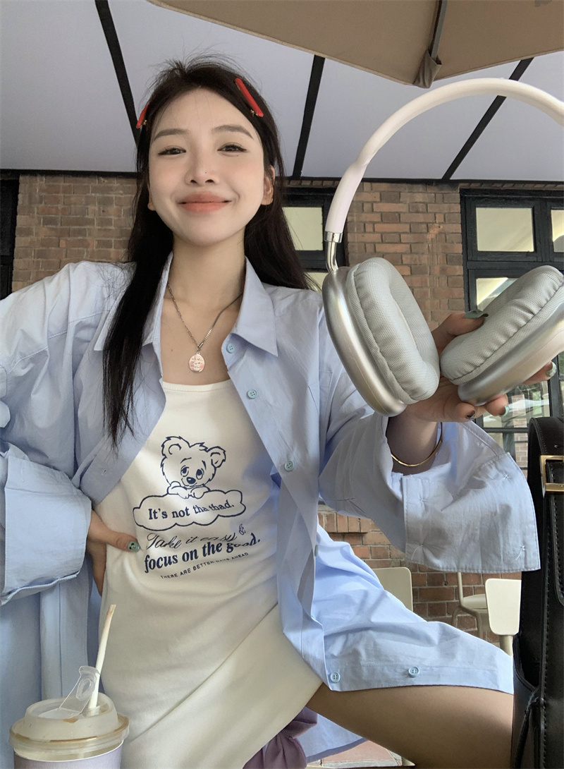實拍奶鹽少女顯瘦遮肉背心吊帶裙+早秋襯衫