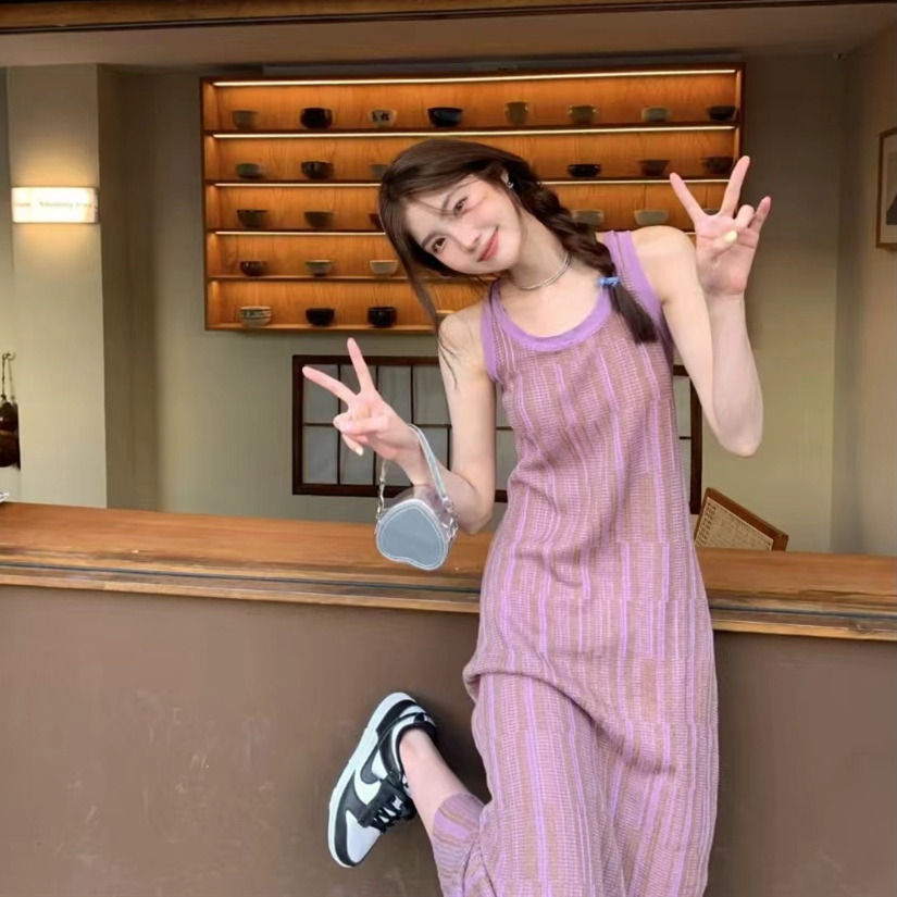 三亞旅遊拍照衣服度假海邊沙灘連衣裙子條紋背心吊帶長裙女夏