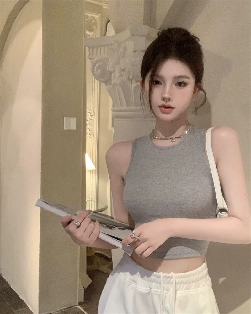 已出貨  吊帶背心女內搭外穿短款無袖露背上衣百搭夏季純色圓領