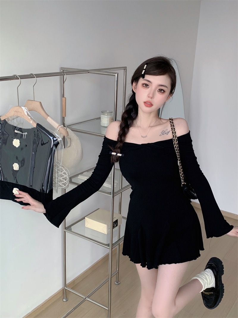 實拍~純欲辣妹一字肩長袖連衣裙女春季新款黑色顯瘦氣質短裙