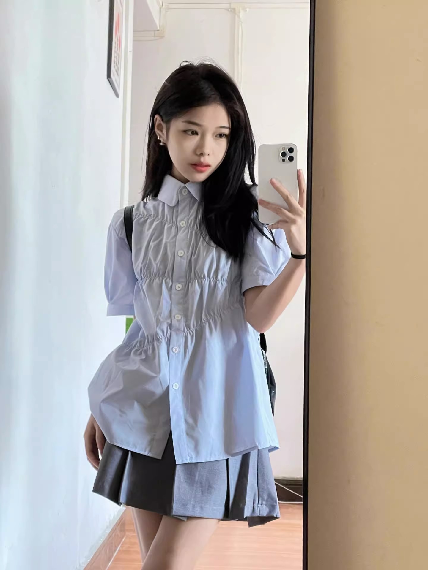 官圖 藍色短袖襯衫女夏季學院風甜美寬鬆純色襯衣高級感褶皺上衣