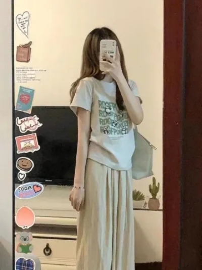 92棉/8氨綸正肩短袖t恤女夏季洋氣卡通印花小個子短款上衣