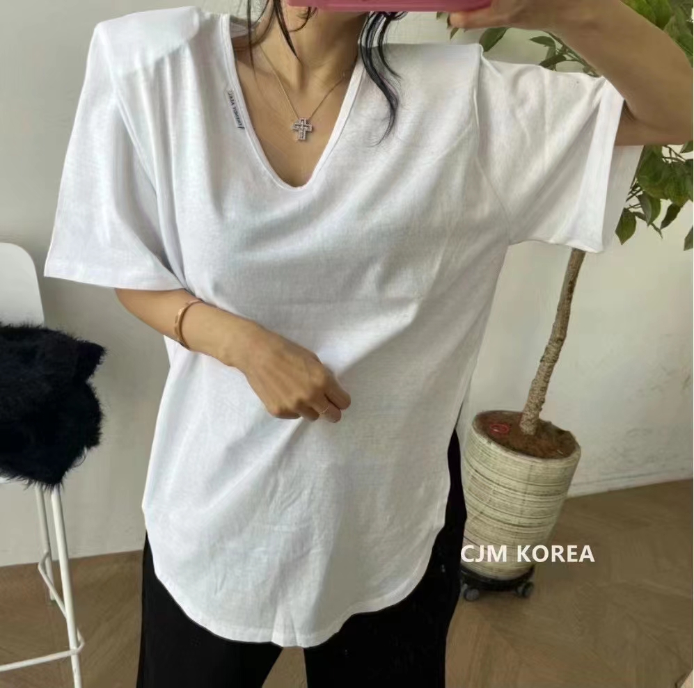 Ins Internet celebrity solid color V-neck slit short-sleeved bottoming T-shirt top