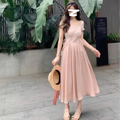 茶歇法式溫柔風方領連衣裙子2024新款秋冬女裝秋冬穿搭長裙小個子