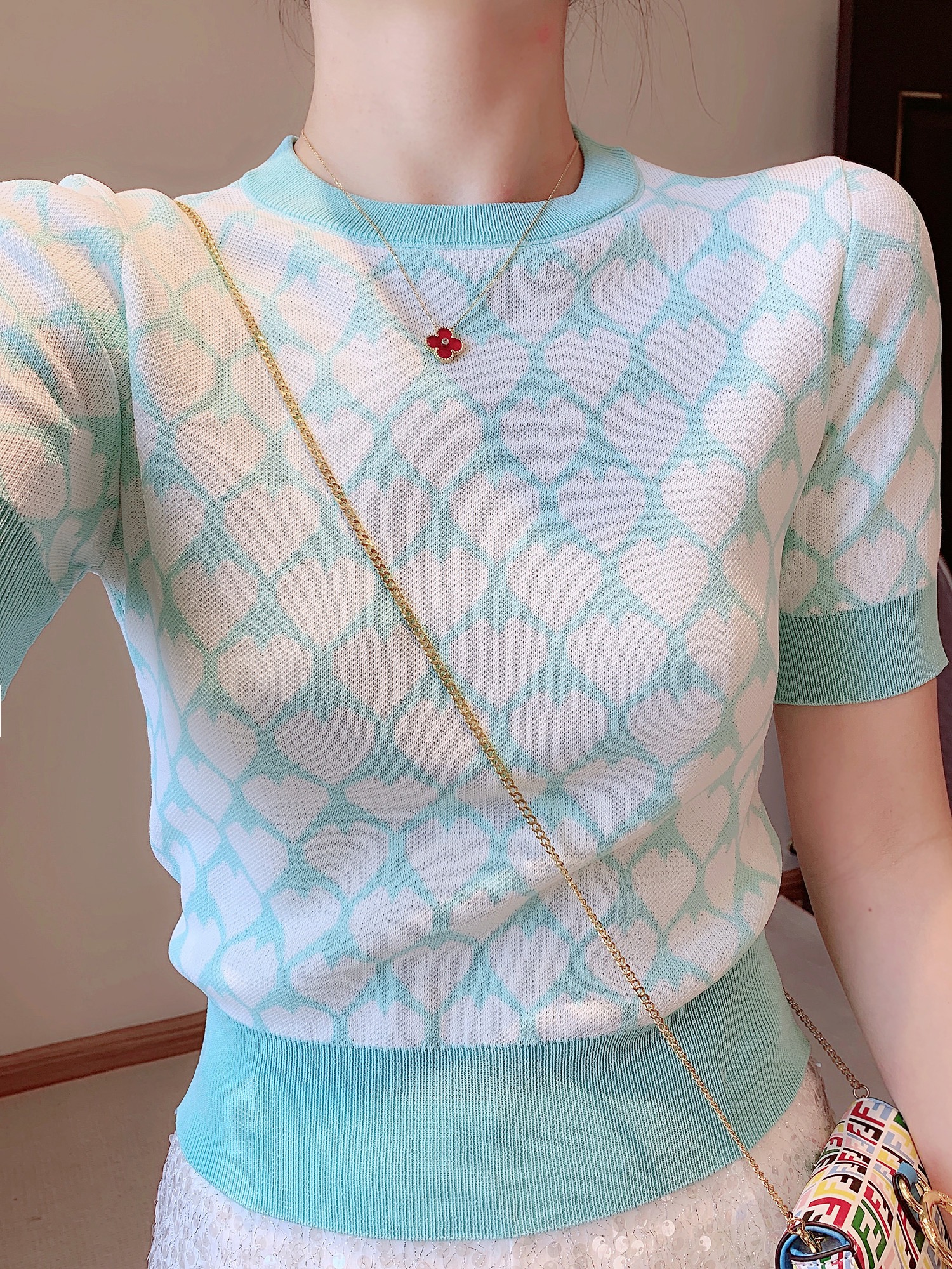 春裝女2024年新款氣質短袖圓領提花刺繡愛心修身針織衫T恤上衣女