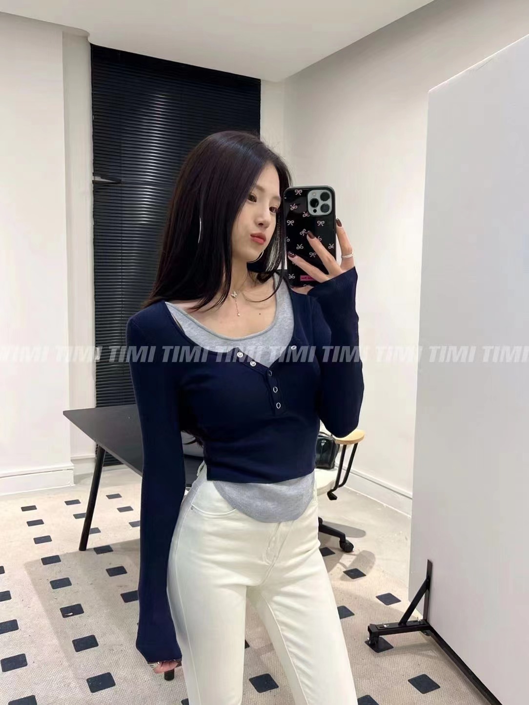 假兩件針織衫女設計感小眾chic拼接撞色收腰修身短款內搭打底衫