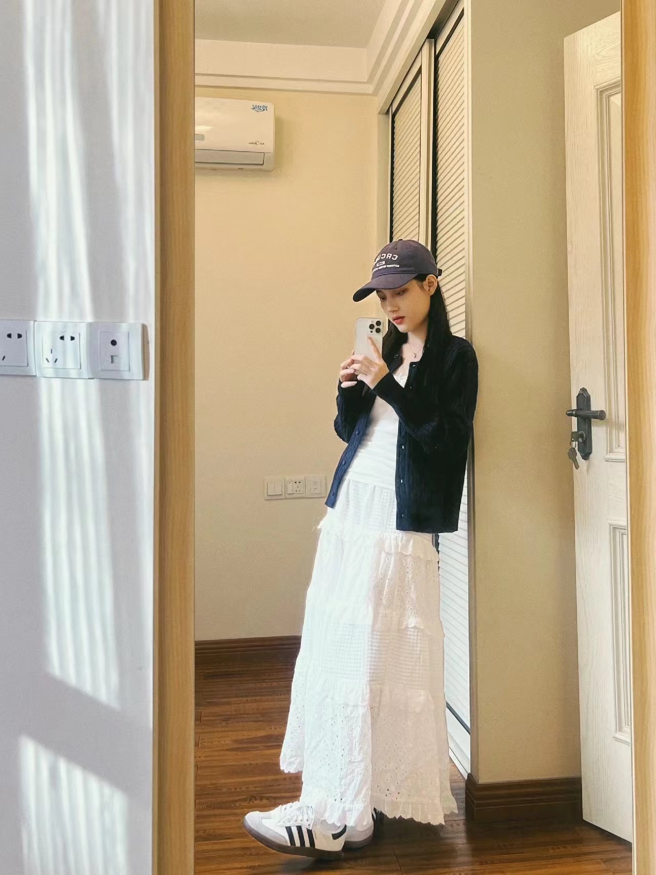 kumikumi套裝復古麻花針織開衫女蕾絲花邊吊帶春季蛋糕裙子三件套