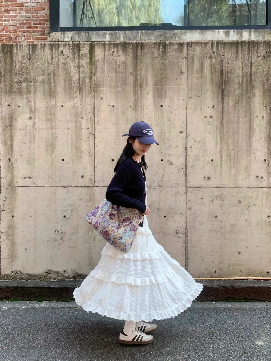 重工蕾絲白色半身裙女2024春季新款森系甜美氣質高腰蛋糕裙小個子