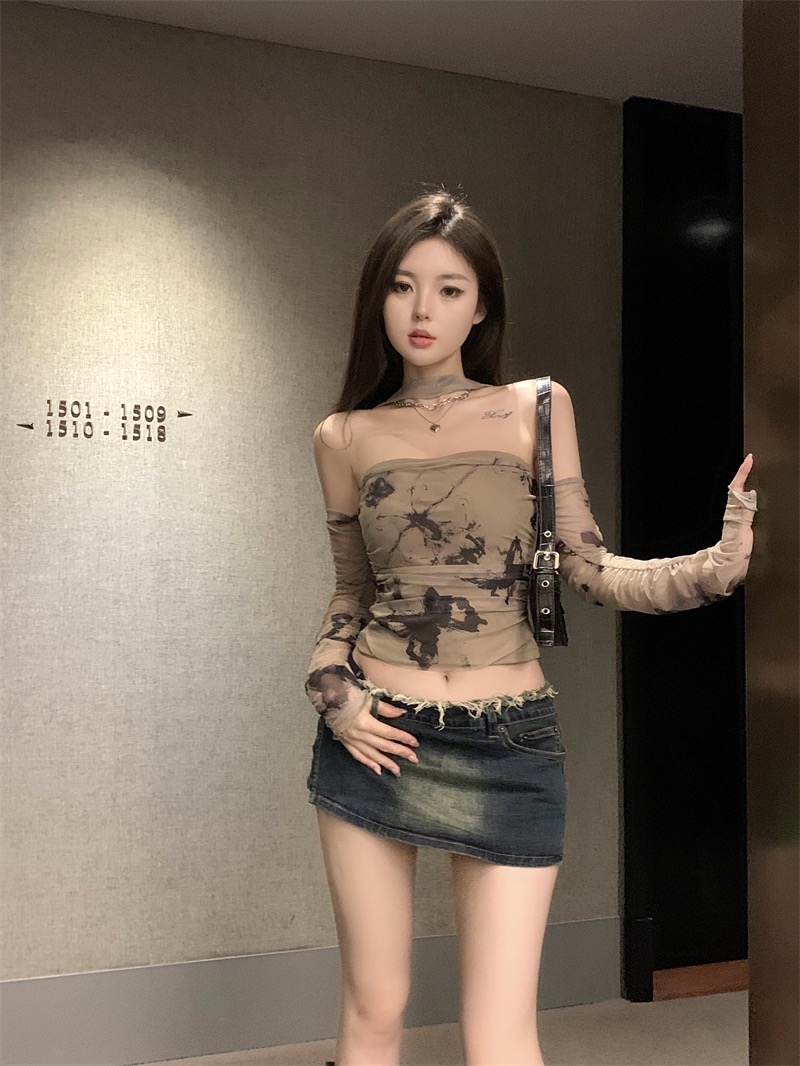 實拍~春季新款甜辣風復古印花一字肩掛脖上衣露背長袖t恤女