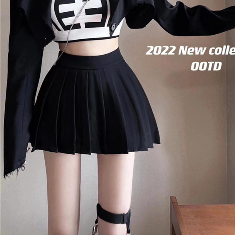 Actual shot of pure lust style versatile white mini skirt for slim and sexy girls, anti-exposure pleated skirt