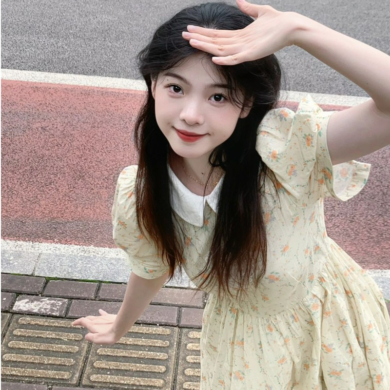 茶歇法式娃娃領碎花連衣裙夏學院風小個子甜美長裙子
