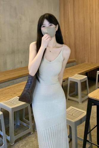 Actual shot of spring new style~sexy pure desire V-neck temperament hollow knitted slim hip-covering suspender dress