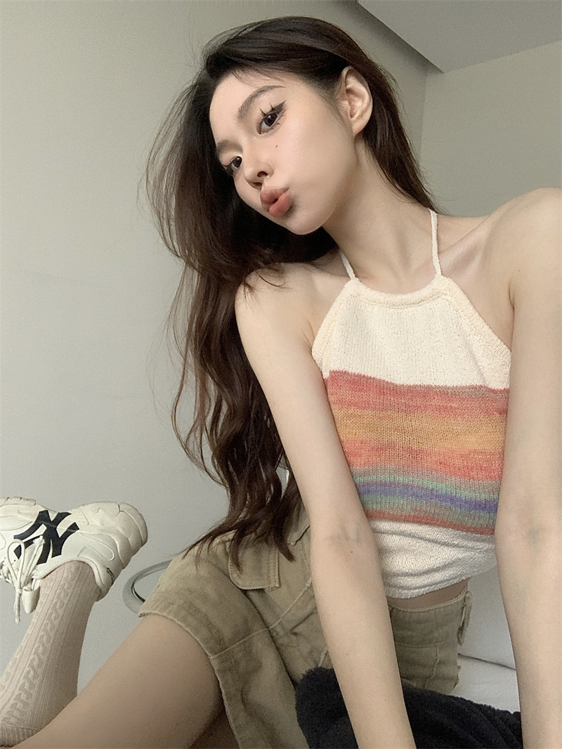 實拍 吊帶上衣新款氣質短款露背掛脖針織背心女
