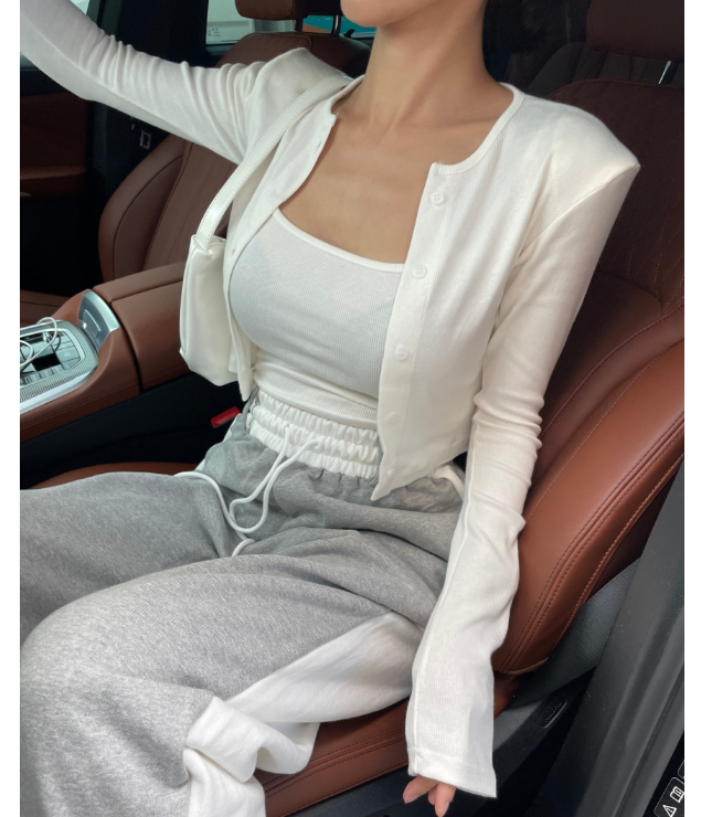Original new solid color suspender + short cardigan suit