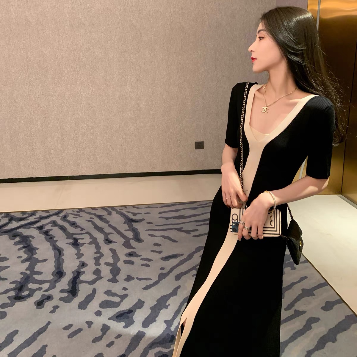 黑色針織連衣裙夏裝女2024年新款氣質修身顯瘦高級感法式撞色裙子
