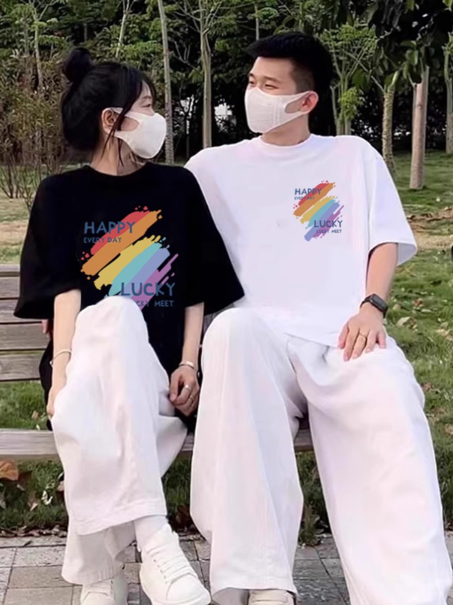 超火高級感早春情侶裝夏裝t恤短袖2024新款潮牌不一樣純棉女衣服