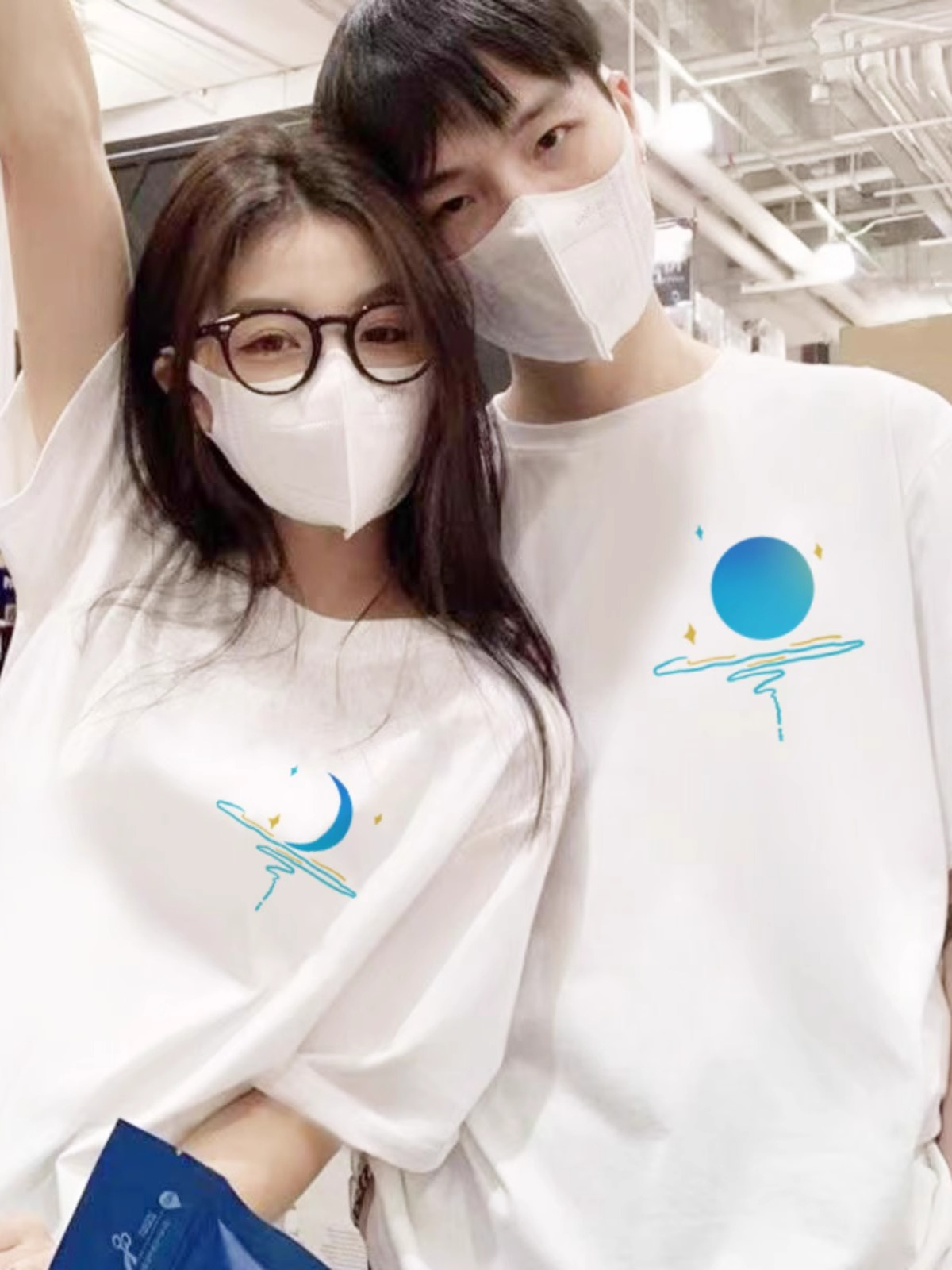 高級感超火純棉特別的情侶裝t恤夏季裝2024新款roora小眾早春短袖
