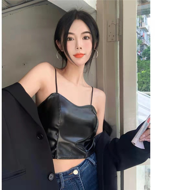 復古皮背心女外穿短款彈力胸墊吊帶春季緊身顯瘦內搭辣妹無袖上衣