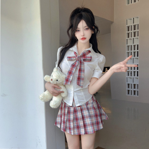 Real shot of summer college short-sleeved long-sleeved jk uniform shirt + bow tie + pleated plaid skirt three-piece suit