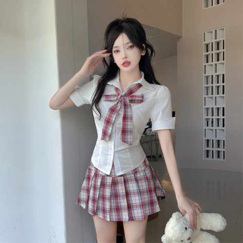 Real shot of summer college short-sleeved long-sleeved jk uniform shirt + bow tie + pleated plaid skirt three-piece suit