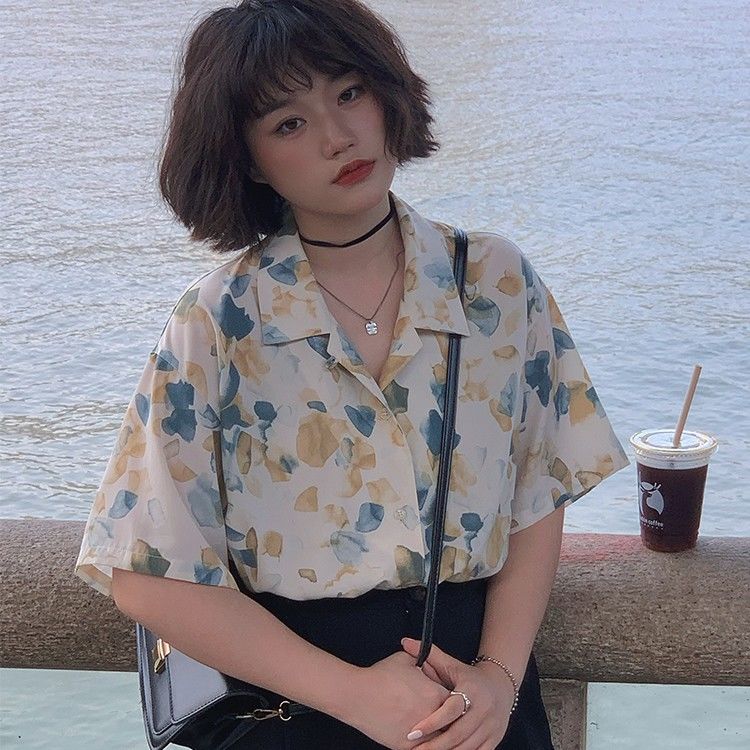 月半魚法式復古休閒花襯衫短袖女夏季雪紡衫外穿度假風防曬衣
