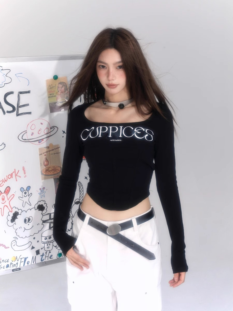 春秋黑色美式復古長袖t恤女春季修身內搭打底衫辣妹魚骨上衣短款