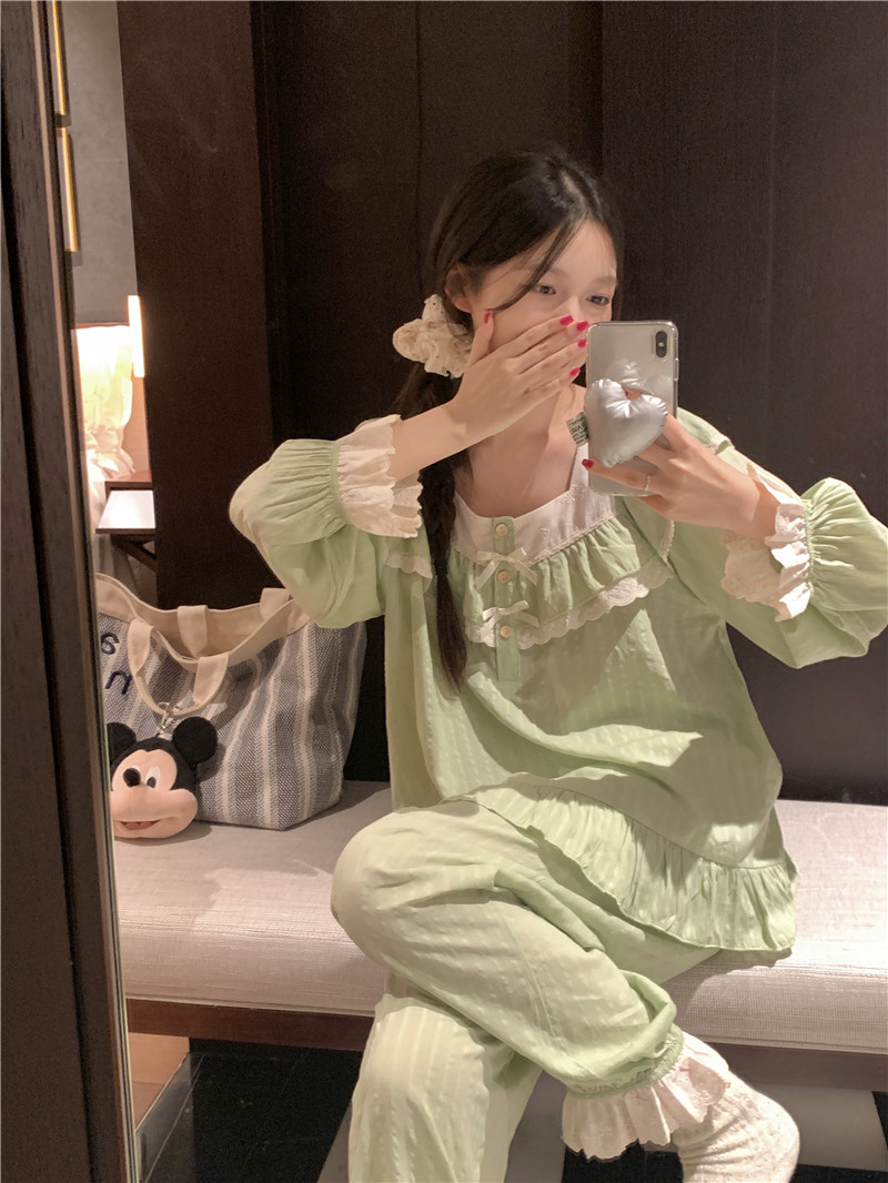 Actual shot of Korean version of spring new sweet palace style cotton jacquard lace outer wear home wear suit