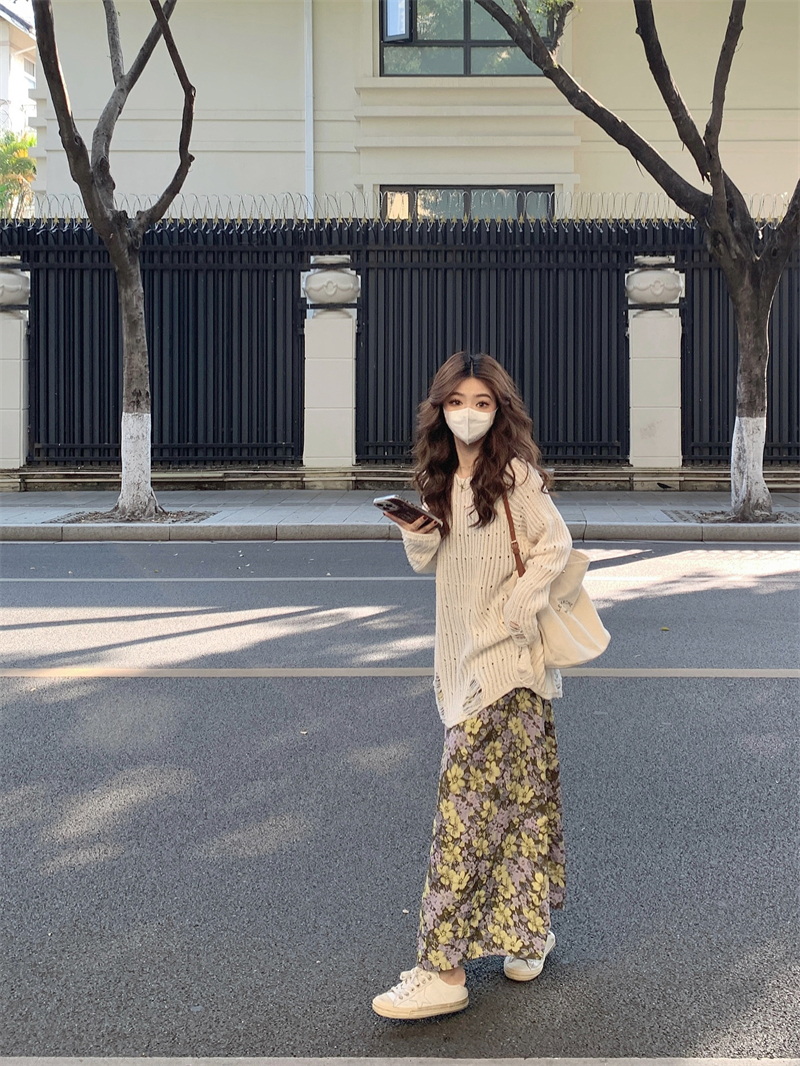 實拍#法式復古碎花吊帶連衣裙+設計感鏤空圓領寬鬆毛衣兩件套