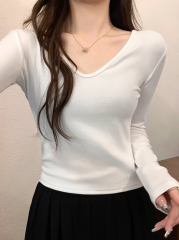 V-neck long-sleeved t-shirt for women's spring, autumn and winter 2024 new unique short top slimming innerwear 