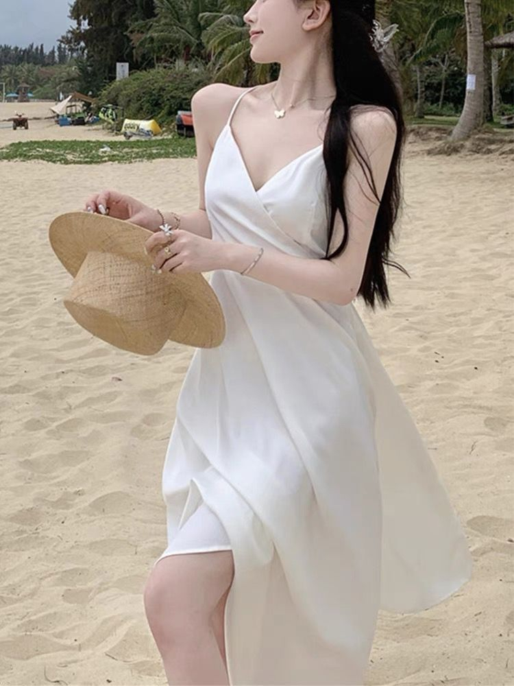 性感露後背蝴蝶結吊帶連衣裙仙女夏季甜辣妹緞面海邊度假沙灘裙子